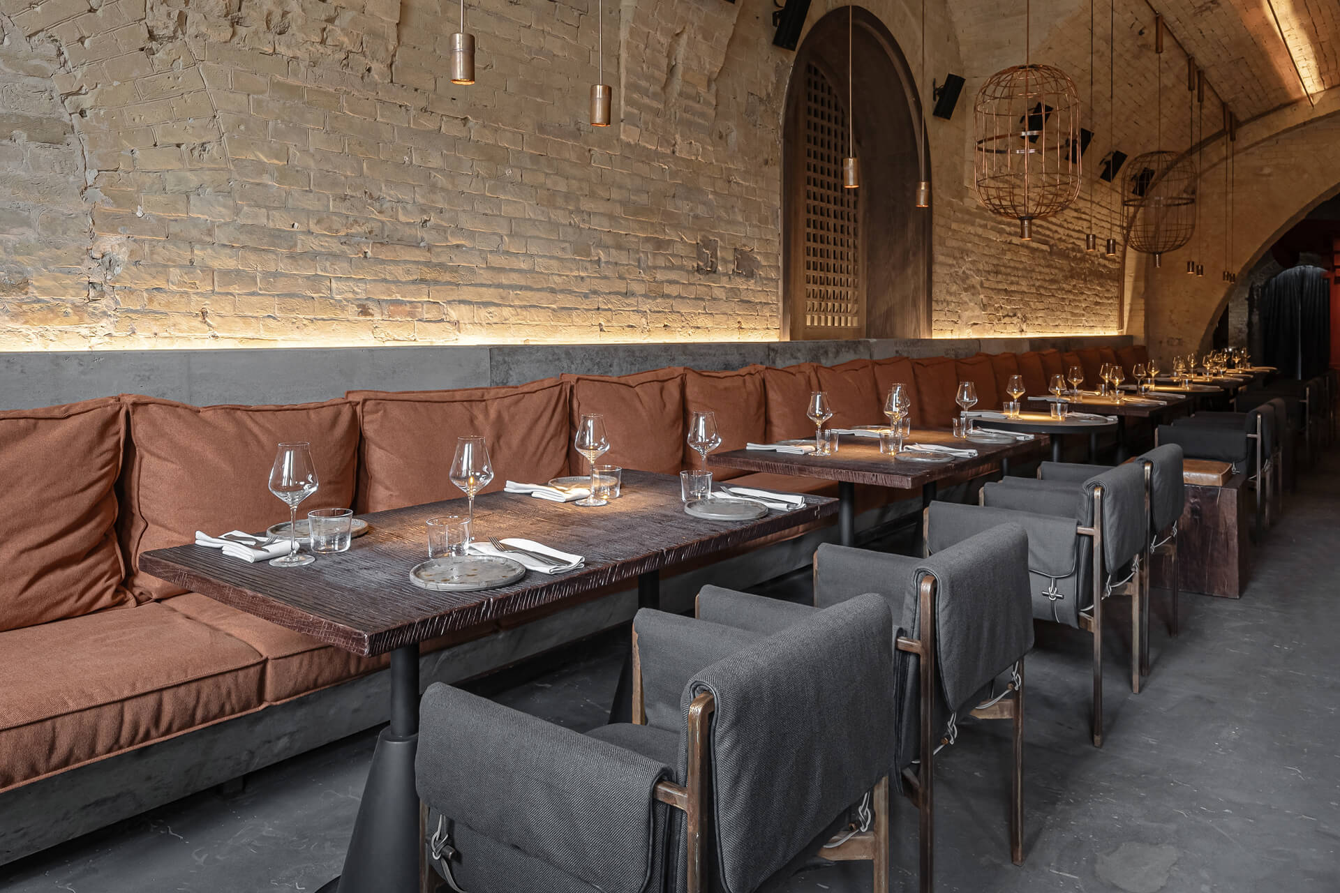 Hotel Rocks Place restaurant in Bhedaghat